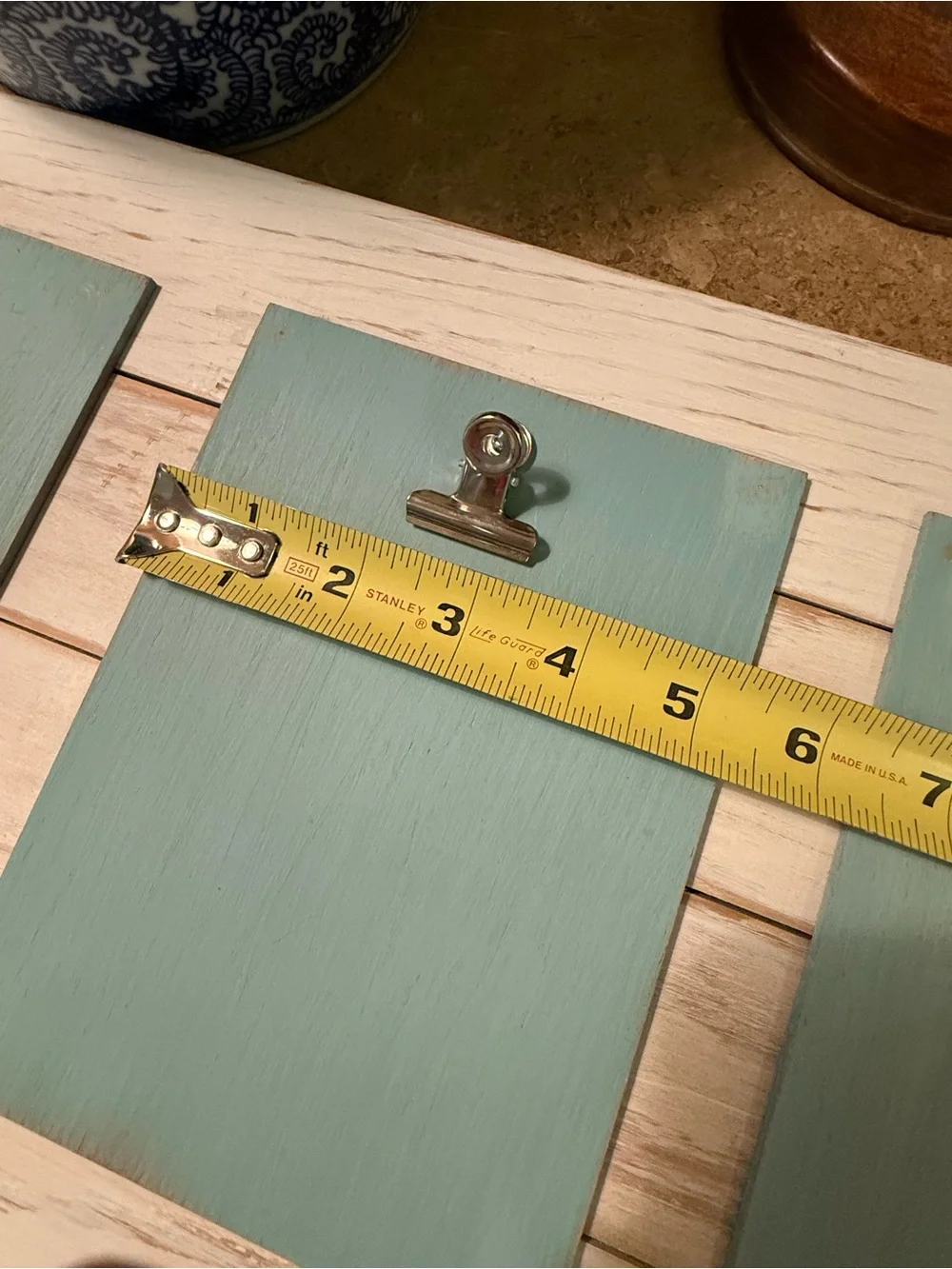 Rustic Farmhouse Wood Picture Frame Display with 3 Metal Clips